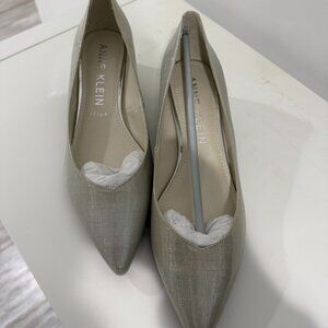 Anne Klein Norwood block heel pumps Size 11